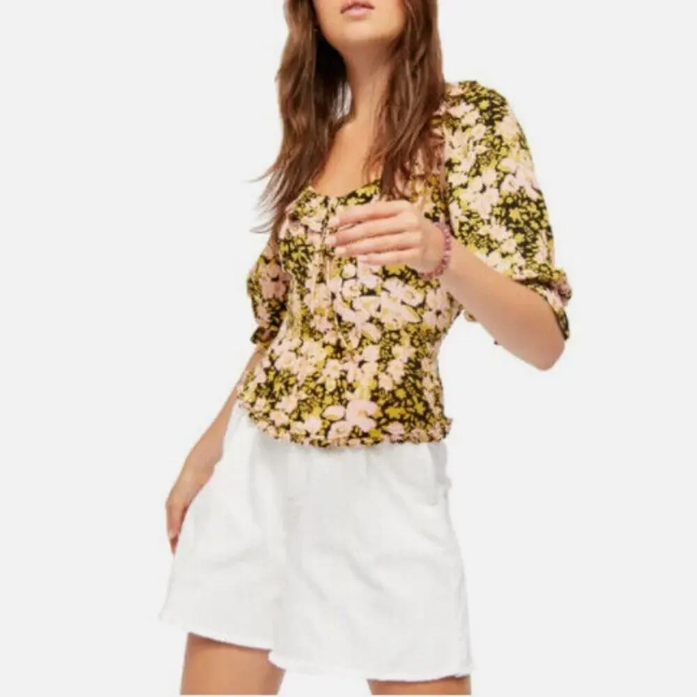 People Sweet Memories Floral Puff Sleeve Blouse